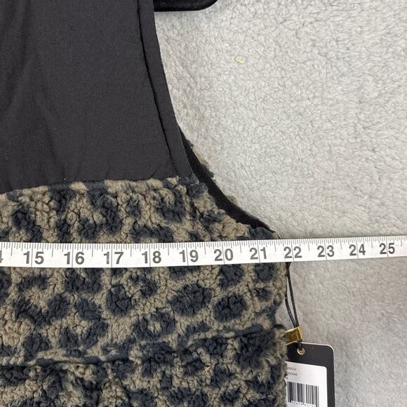 P.J. Salvage Live Life Cozy Sherpa Animal Print Puffer Vest Cocoa Size M NWT - Picture 4 of 9
